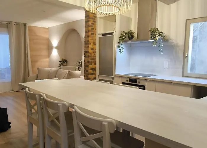 L' Alto - 80m2, Grand Terrasse Avec Vue Sur Le Cap, A 200m Des Plages Apartman